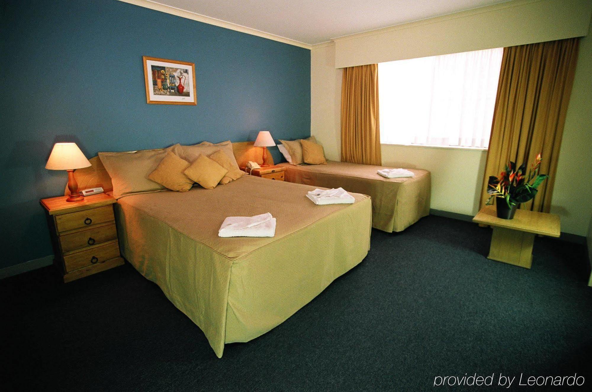 Mt Ommaney Hotel Apartments Брисбен Номер фото